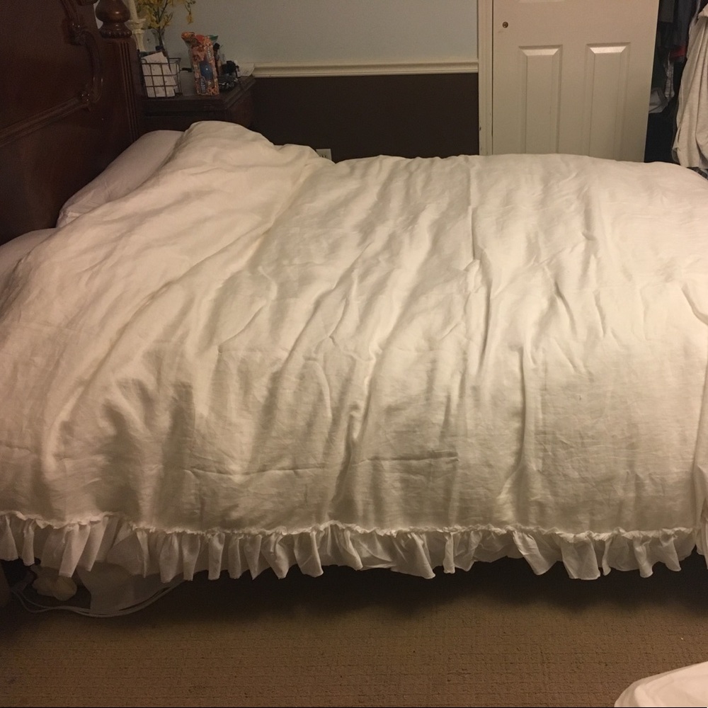 White Duvet Cover (Full/Queen) NEW